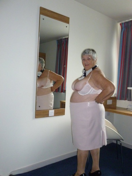 nonna sorpresa a scopare nel culo sexy perfetto foto