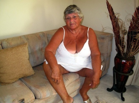 nonna si bagna nudi erotici foto