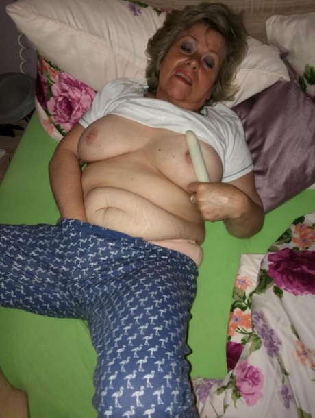 calda mamma anziana amica di donne mature xxx caldo img