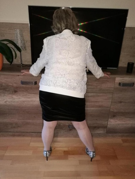 bbw nonna grassa puttana anziana gratis perfetto Immagine