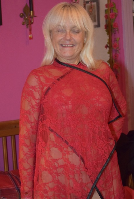 nonna lei nudo sexy Immagine