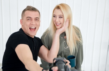 Samantha Rone pornostar gratis immagini