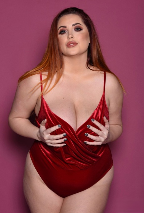 Lucy Vixen modelloxxx collezione