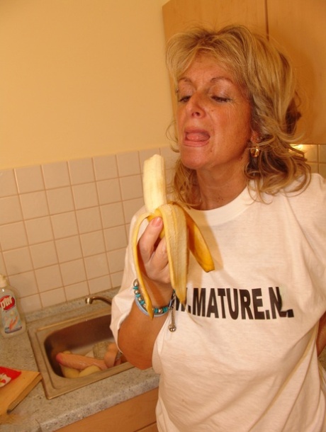 nonna sogna di sesso perfetto gratis immagine