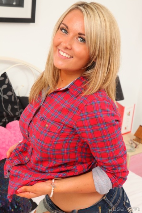 Zoe Alexandra sesso da star gallerie